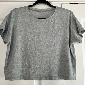 Lululemon cropped t shirt